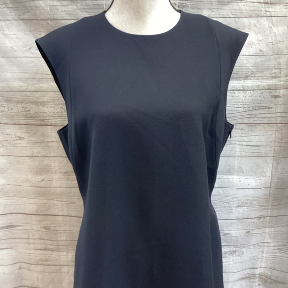 NWT Lafayette 148 Black Sleeveless Shift Dress Wool-Silk Keyhole Back Large LBD - Picture 4 of 14